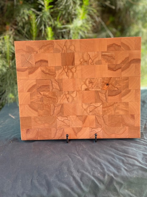 butcher block, end grain cutting board no juice groove