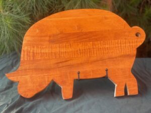 Cutting Board shaped like a pig