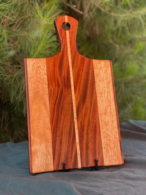 sapele and maple board w verticle stripes and fistail handle