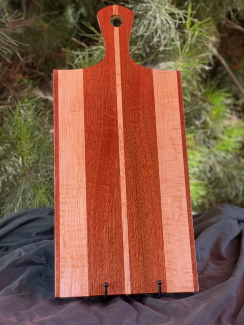 long cutting board, fishtail handle, sapele wood, maple wood